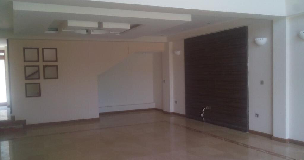 5-Bed Townhouse with Private Pool & Jacuzzi - Lavington