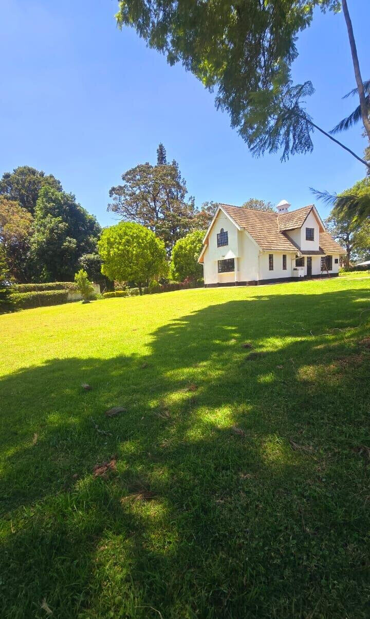 3BR Villa with Garden at KSh 250K