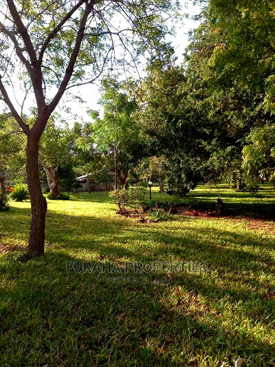 5bdrm Bungalow in Kikambala for Sale - Image 1