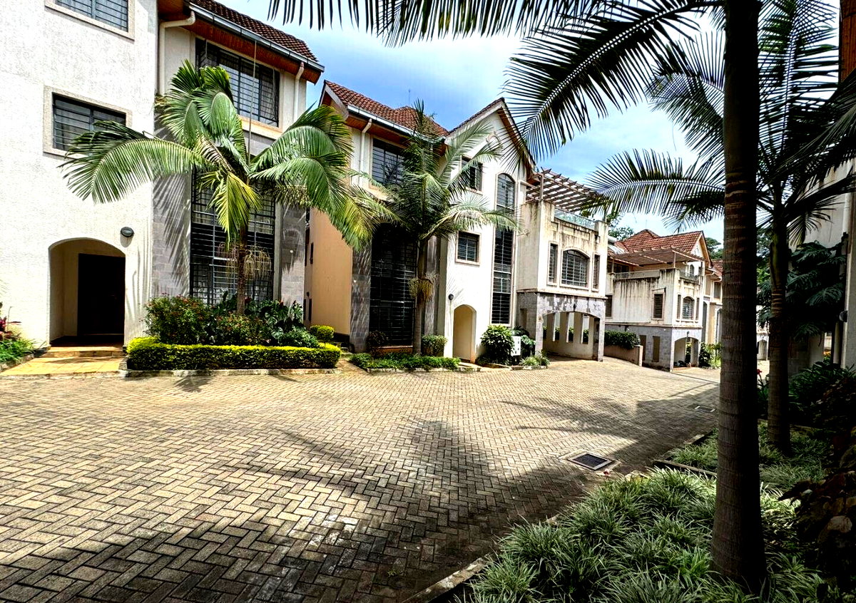5-Ensuite Townhouse with DSQ & Granite Kitchen - Lavington