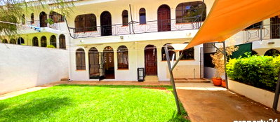 5BR Riverside Townhouse with Garden & Family Room - Nairobi