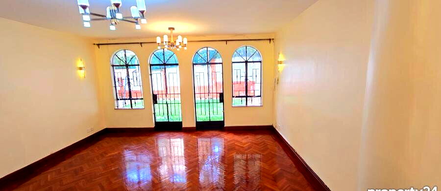 5BR Riverside Townhouse with Garden & Family Room - Nairobi