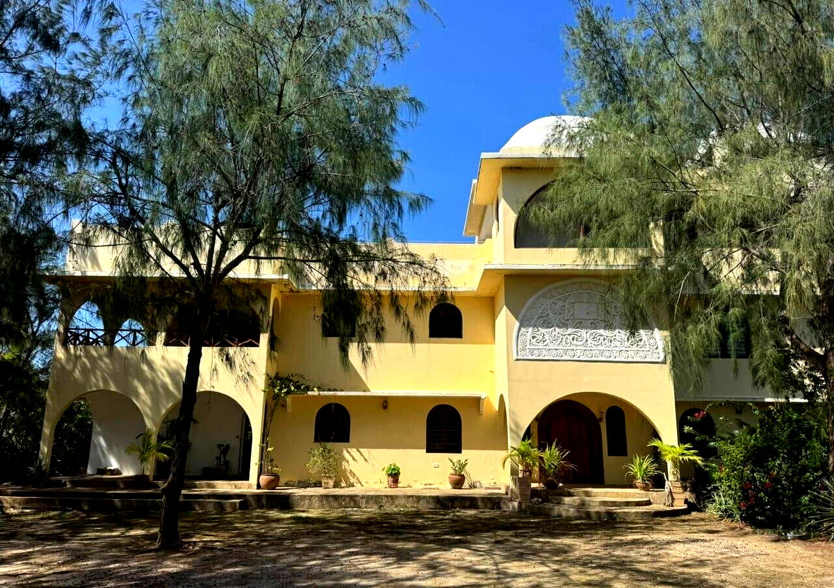 4BR All-Ensuite Villa on 4-Acre Freehold – Watamu
