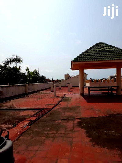 10bdrm House in Nyali for Sale - Image 2