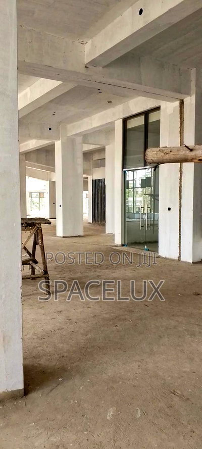 Supermarket, Showroom , Restaurant Space - Image 5