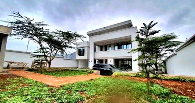 5BR Villa with Jacuzzi, Rooftop Terrace & DSQ - Rimpa, Rongai
