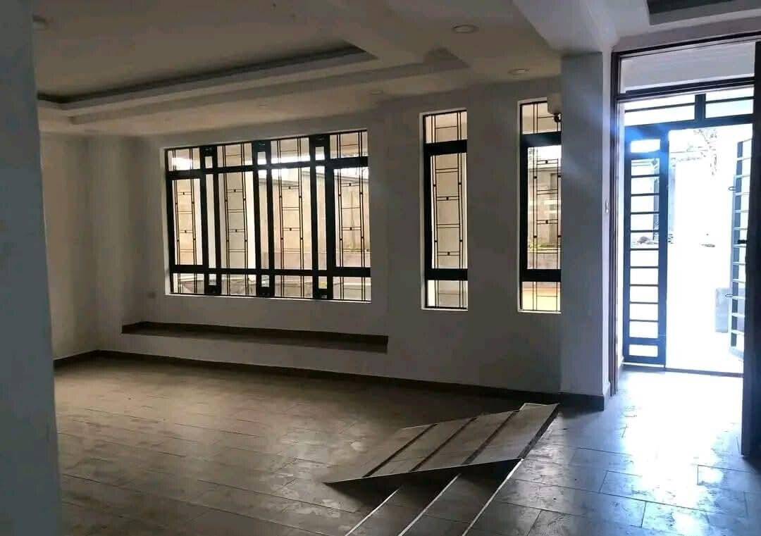 5BR Villa with Jacuzzi, Rooftop Terrace & DSQ - Rimpa, Rongai