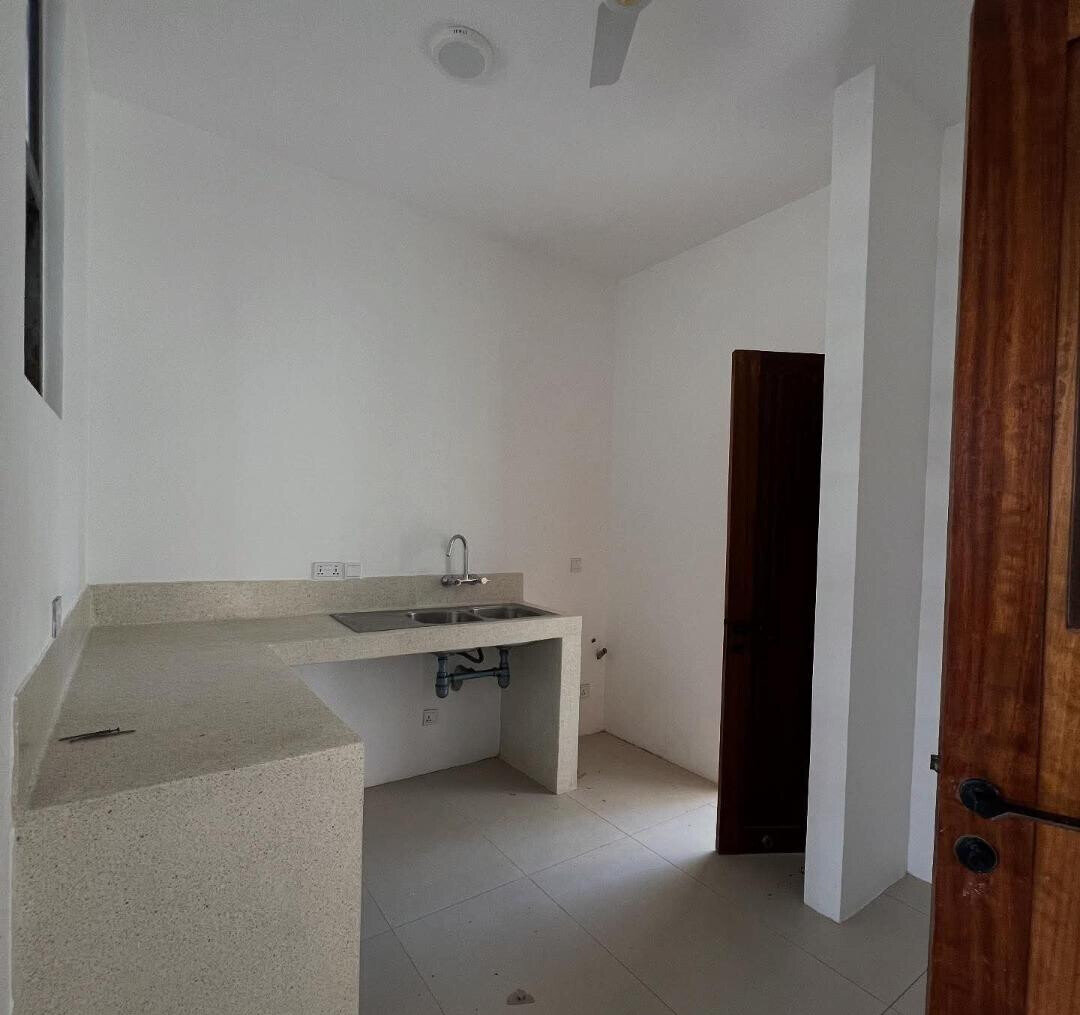 4BR All-Ensuite Townhouse with Rooftop Kitchenette & KES 290K Rent - Nyali