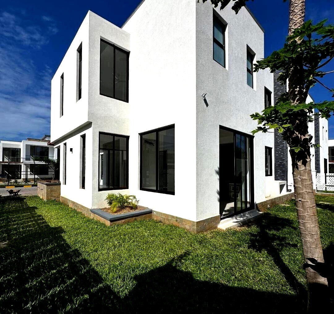 4BR All-Ensuite Townhouse with Rooftop Kitchenette & KES 290K Rent - Nyali