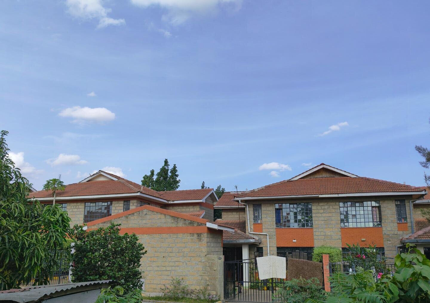 4BR Maisonette with DSQ & Own Compound - 102 Southpark, Mombasa Rd