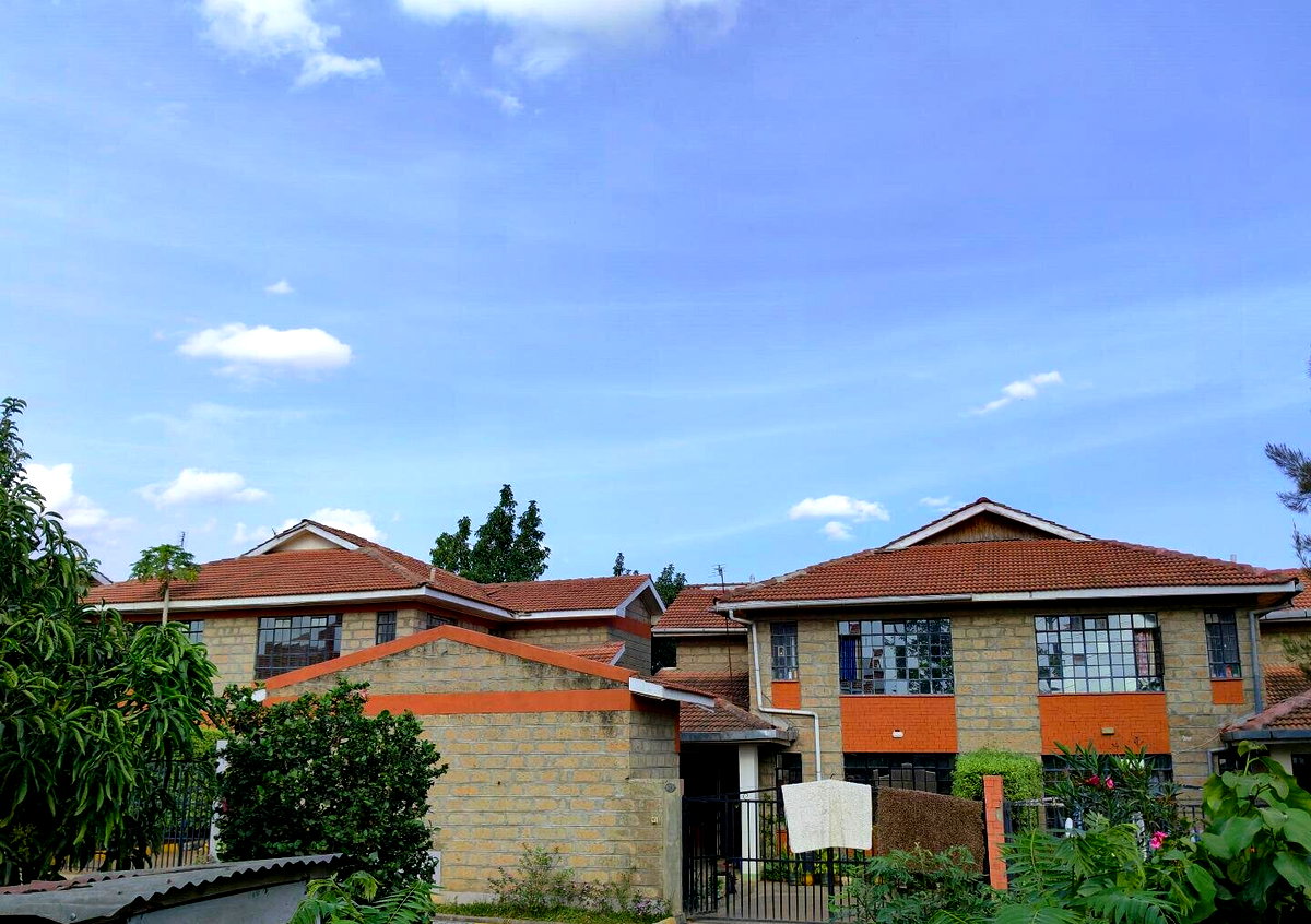 4BR Maisonette with DSQ & Own Compound - 102 Southpark, Mombasa Rd