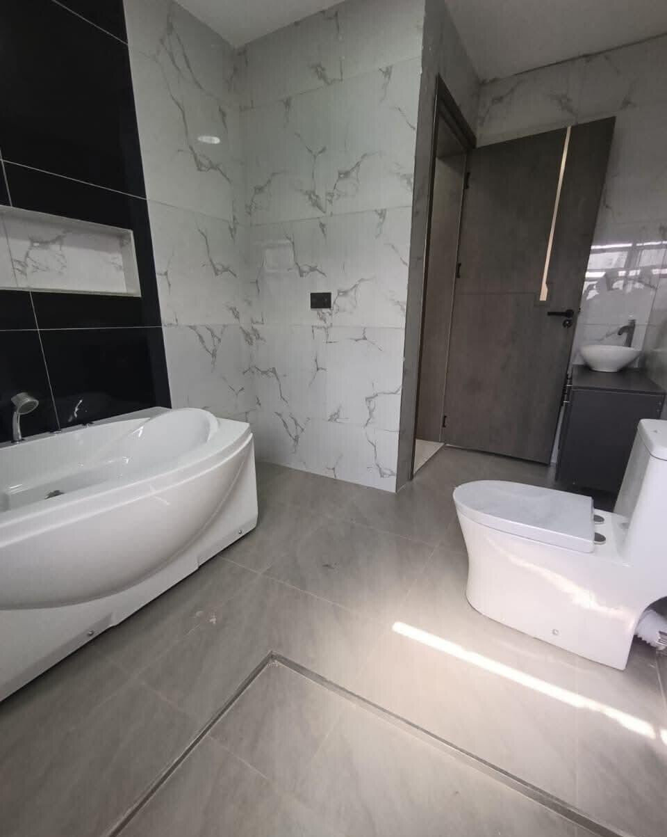 5BR All-Ensuite Maisonette with Jacuzzi & Rooftop Pergola - Ruiru Mugutha