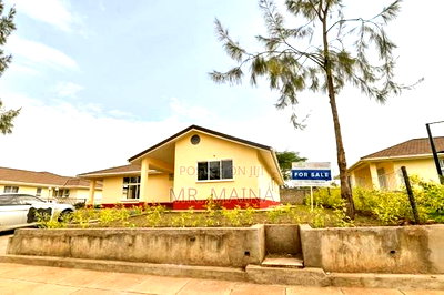 3bdrm Bungalow In Green Park Estate, Lukenya For Sale - Image 5