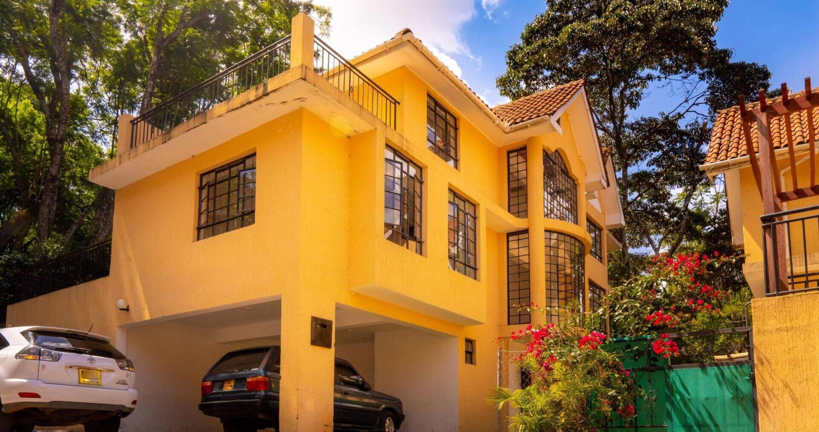 5BR All-Ensuite Townhouse with DSQ & Solar - Kyuna