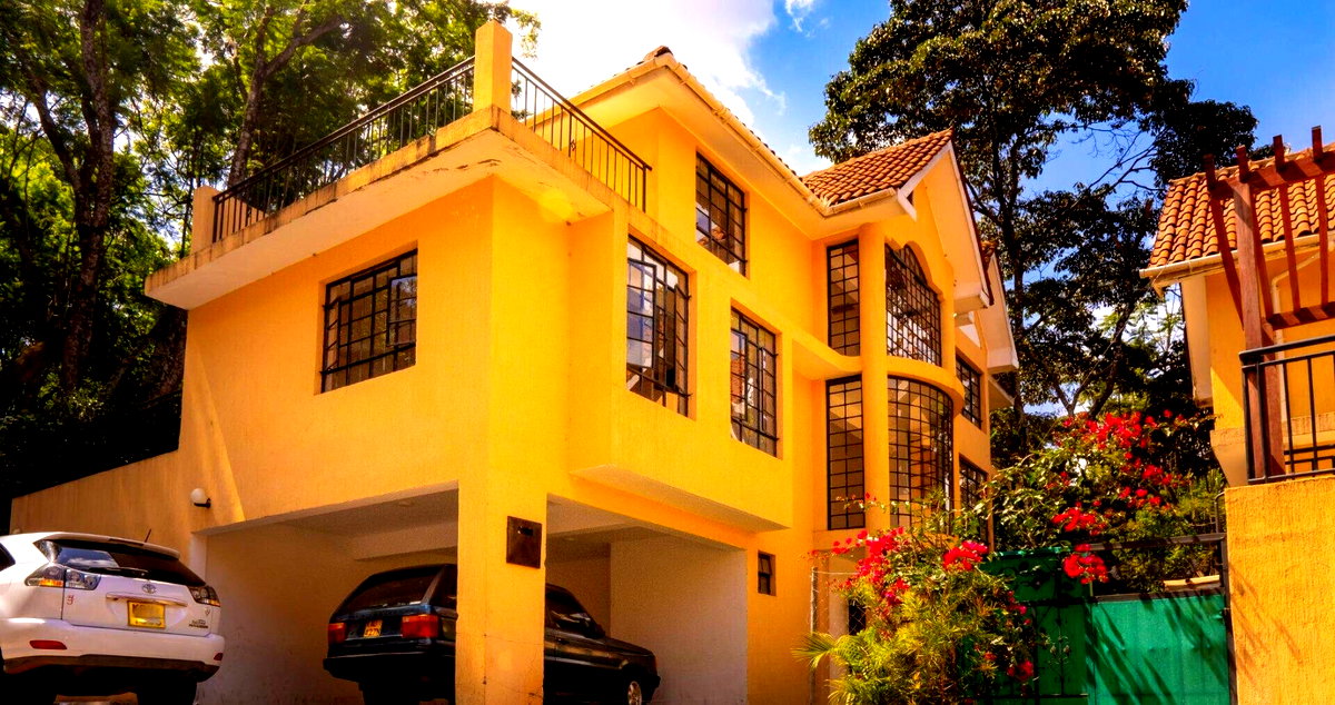 5BR All-Ensuite Townhouse with DSQ & Solar - Kyuna