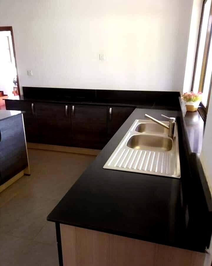 5-Ensuite Villa with Jacuzzi & Steam Bath – Karen Gated Community