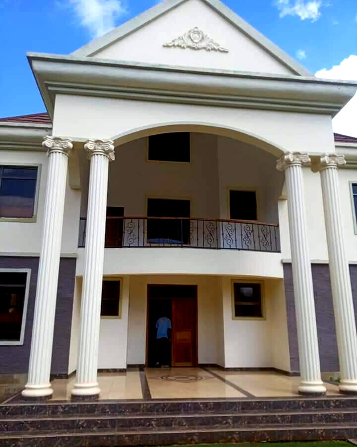 5-Ensuite Villa with Jacuzzi & Steam Bath – Karen Gated Community