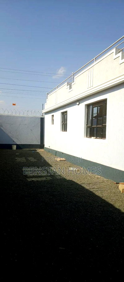 3bdrm Bungalow in St Linda Gwa Kairu, Kimbo for sale - Image 10