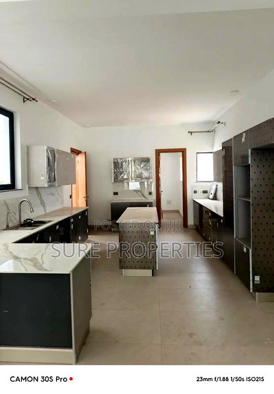 5bdrm Townhouse/Terrace in Lavington for sale - Image 5