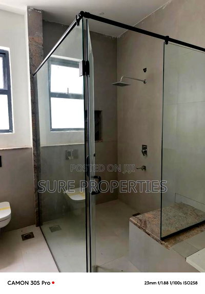 5bdrm Townhouse/Terrace in Lavington for sale - Image 2