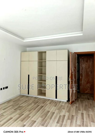 5bdrm Townhouse/Terrace in Lavington for sale - Image 8