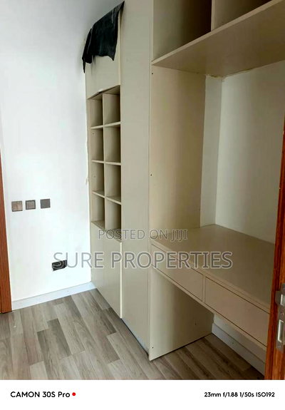 5bdrm Townhouse/Terrace in Lavington for sale - Image 4