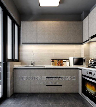 2bdrm Apartment in Gateway Mall Area for sale - Image 14