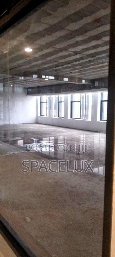 Convivial Aesthetic Professional Office - Image 1