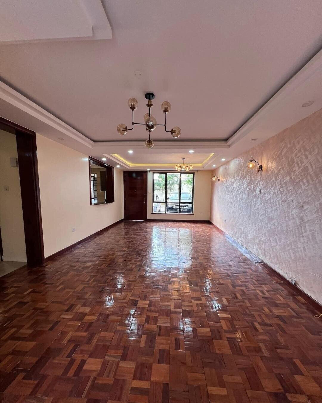 4BR Townhouse with DSQ & Clubhouse - 3km from Mombasa Road