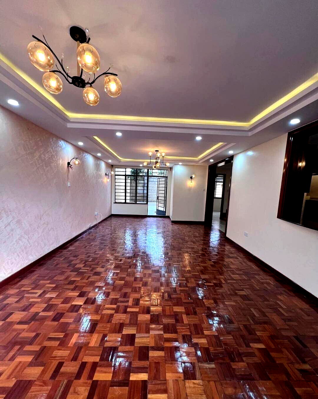 4BR Townhouse with DSQ & Clubhouse - 3km from Mombasa Road