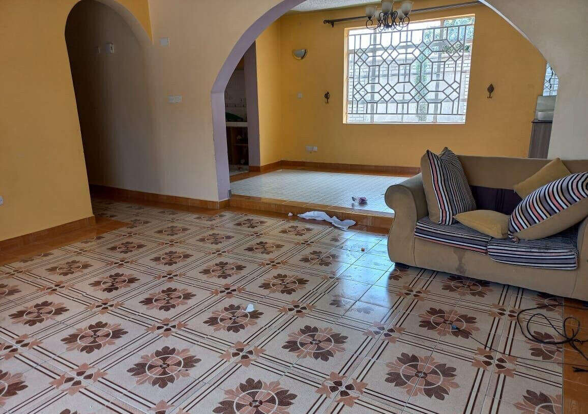 4BR Maisonette on 50x100 with Expressway Access - Mombasa Rd