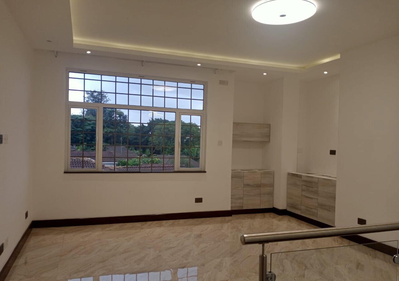 4-Ensuite Villa with Private Lift & Theatre - Spring Valley