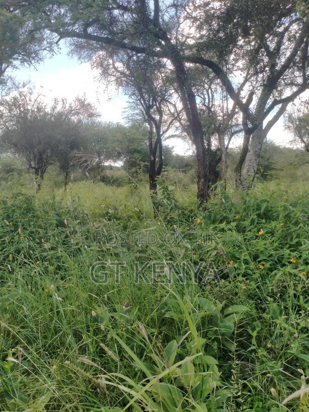 11 Acre Parcel Konza City Distress
