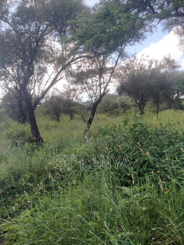 11 Acre Parcel Konza City Distress