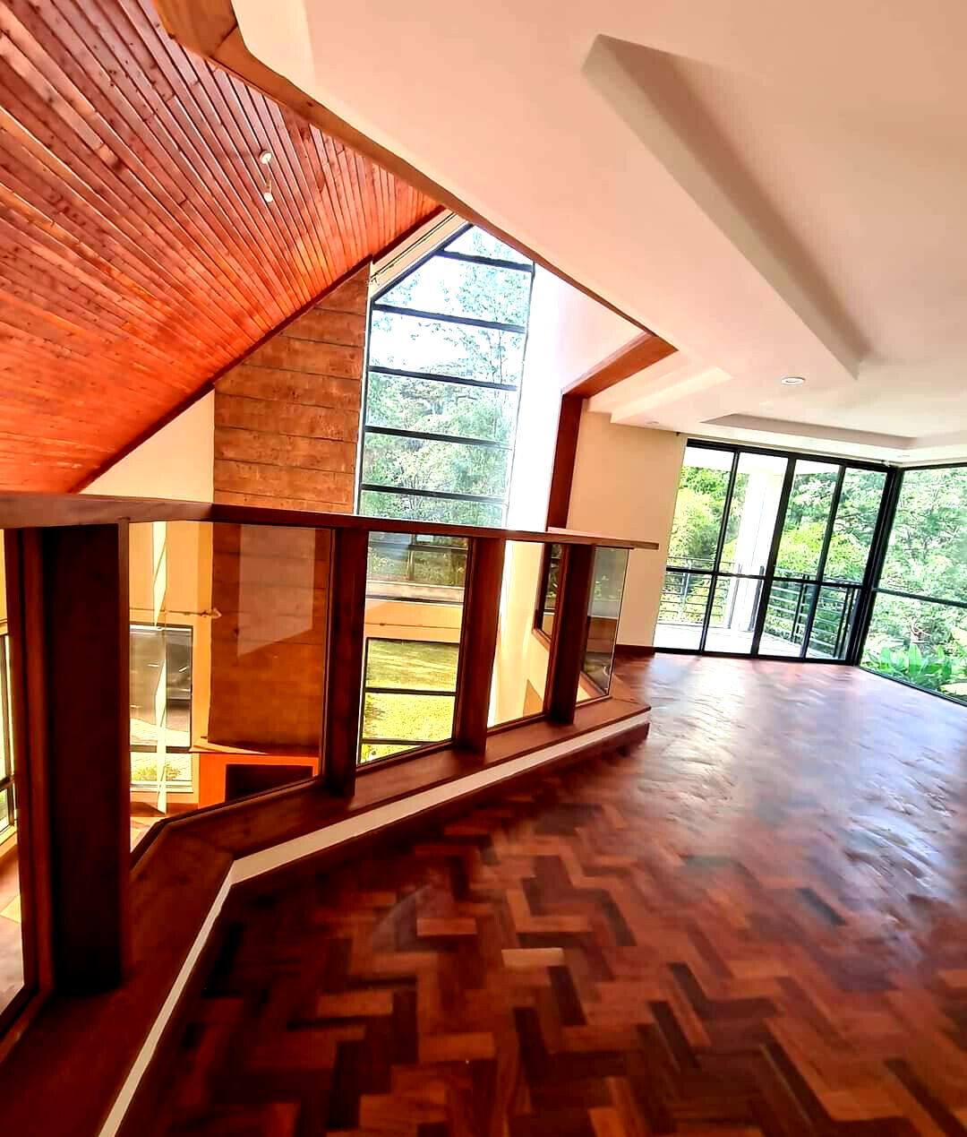 5-Ensuite Townhouse with Mature Garden & Generator - Lavington