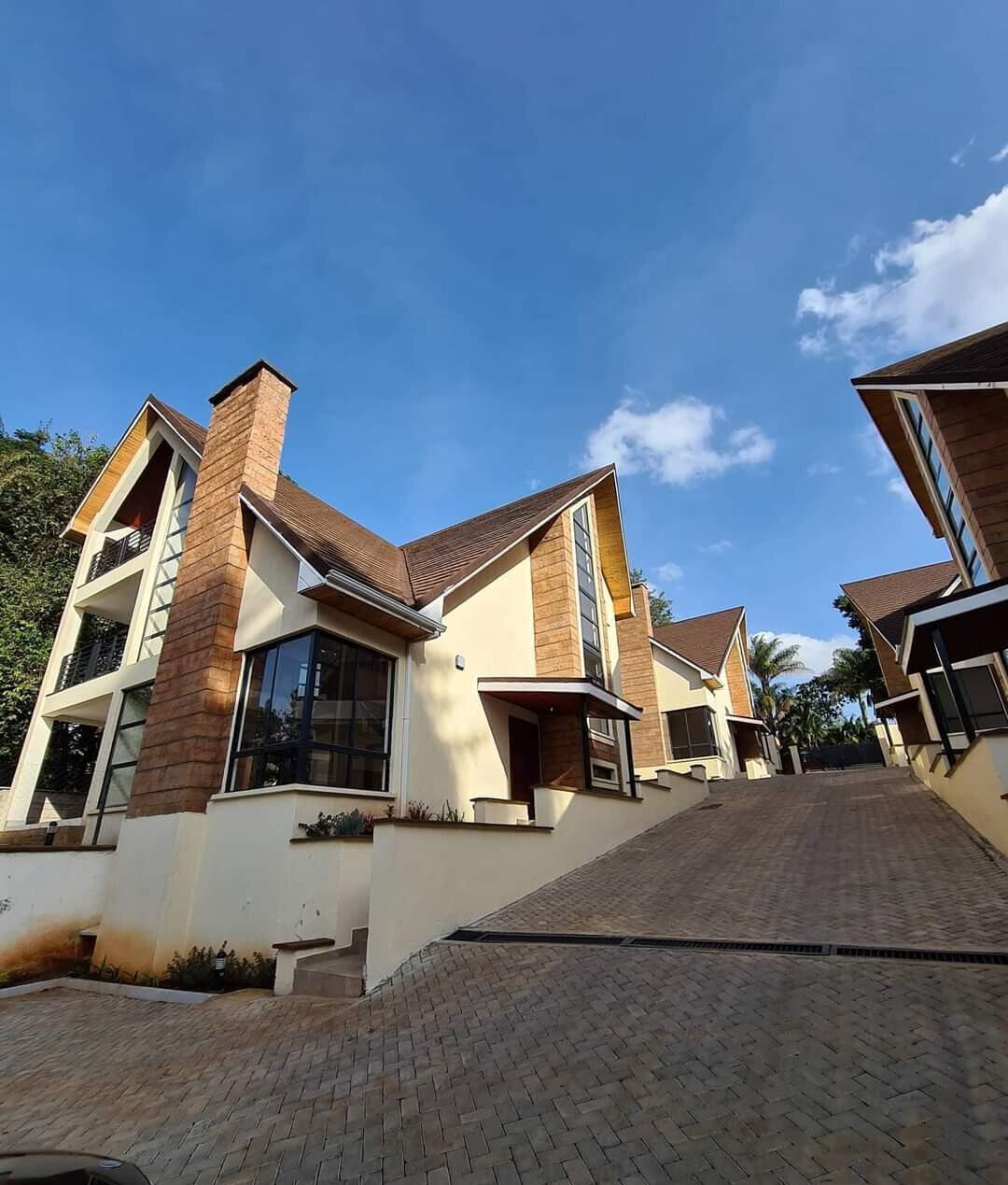 5-Ensuite Townhouse with Mature Garden & Generator - Lavington