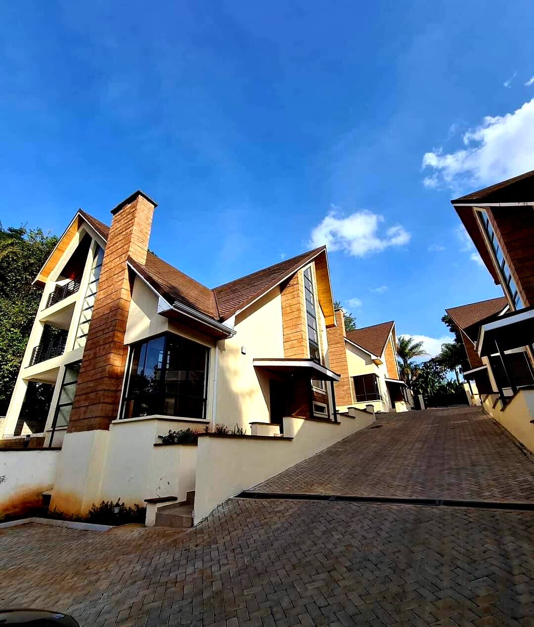 5-Ensuite Townhouse with Mature Garden & Generator - Lavington