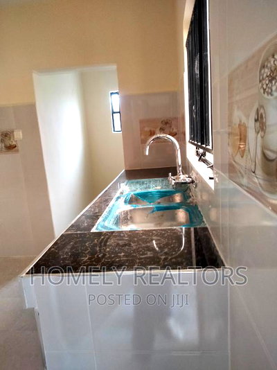 3bdrm Bungalow in Utumishi Estate, Kitengela for sale - Image 7