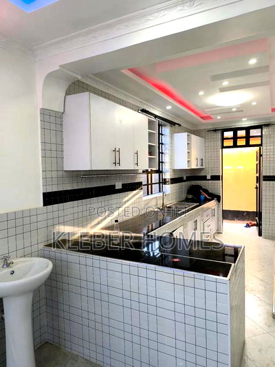 3bdrm Bungalow in Ruiru Matangi for sale - Image 4