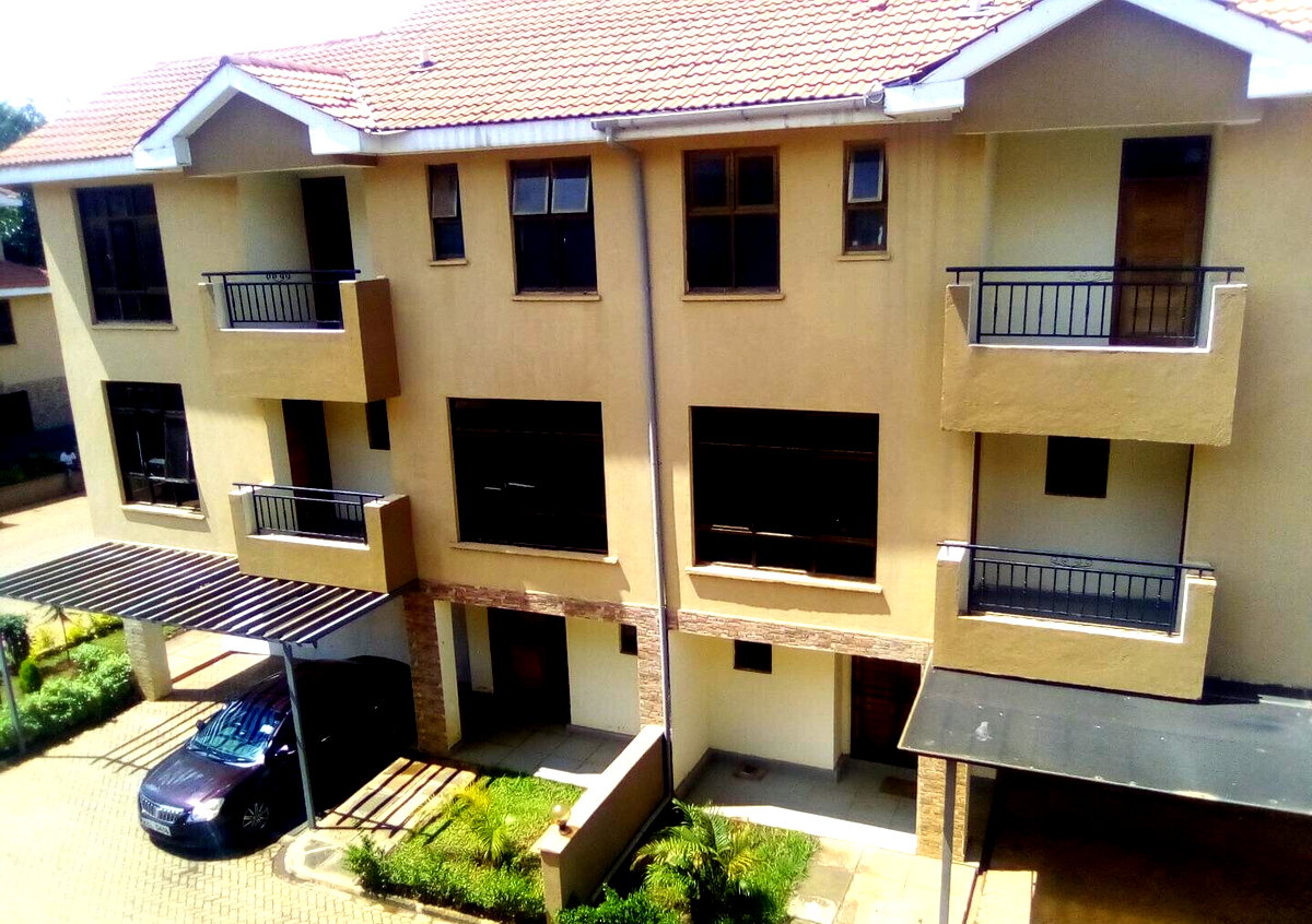 16-Unit Enclave: 5-Ensuite Townhouse with Study & Pantry - Lavington