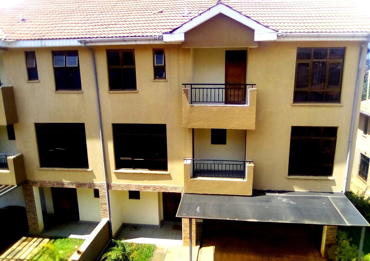 16-Unit Enclave: 5-Ensuite Townhouse with Study & Pantry - Lavington