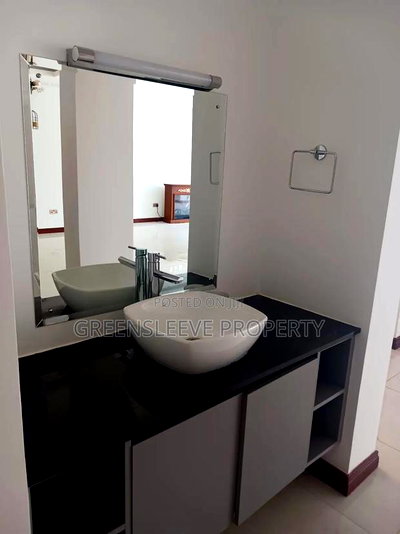 5bdrm House in Kilimain, Kilimani for rent - Image 11