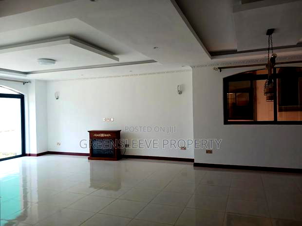 5bdrm House in Kilimain, Kilimani for rent