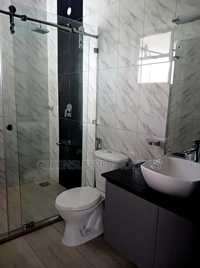 5bdrm House in Kilimain, Kilimani for rent - Image 9