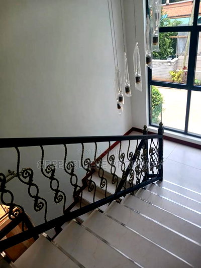 5bdrm House in Kilimain, Kilimani for rent - Image 6