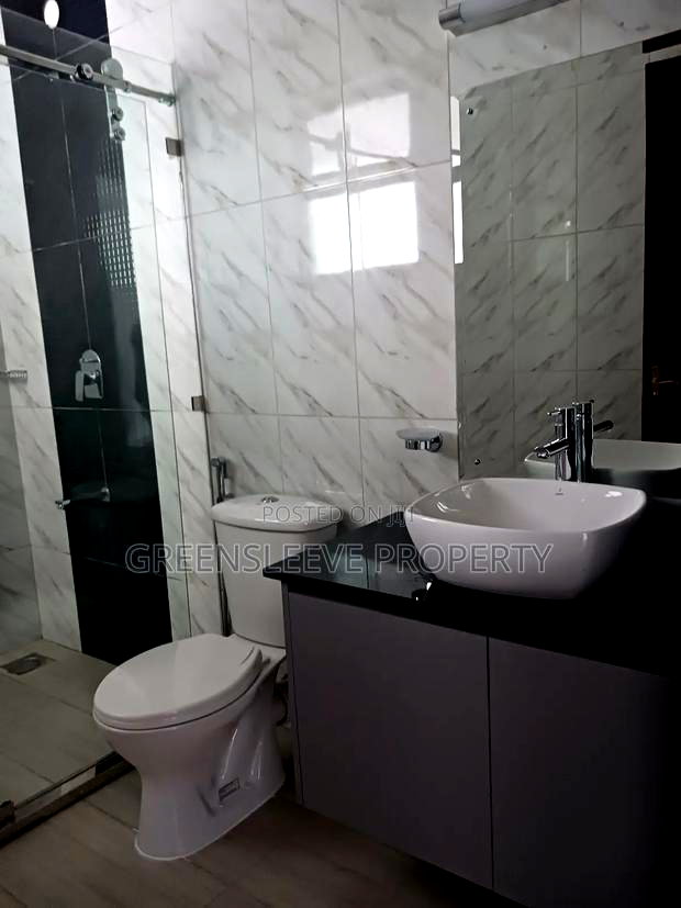 5bdrm House in Kilimain, Kilimani for rent