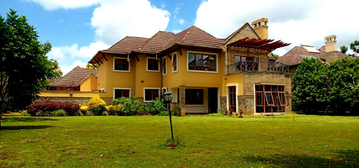 5BR Townhouse with Clubhouse & Pool in Runda Park - Mimosa Road