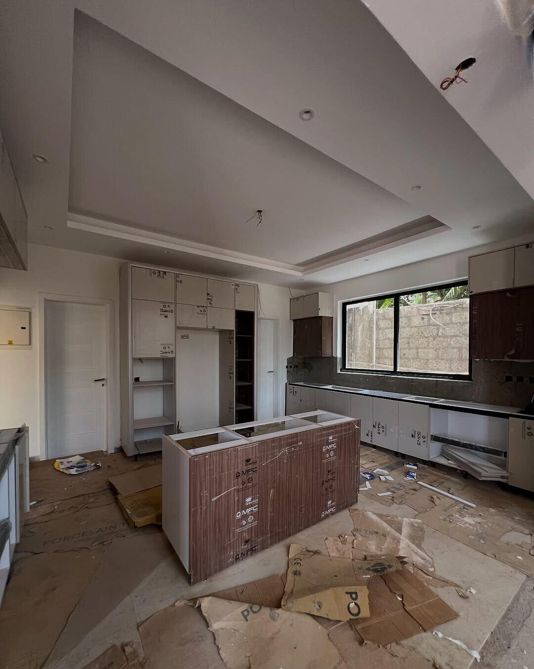 5-Ensuite Townhouse with Private Pool & DSQ - Lavington
