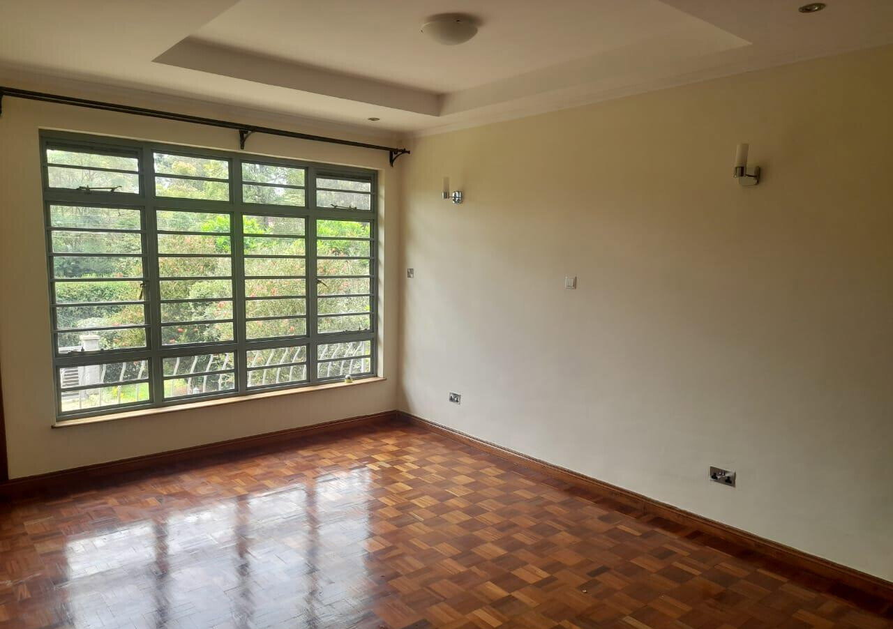 Half Acre 5BR Haven at KSh 450K