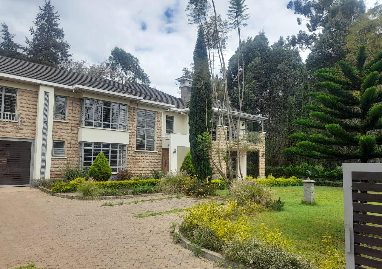 Half Acre 5BR Haven at KSh 450K